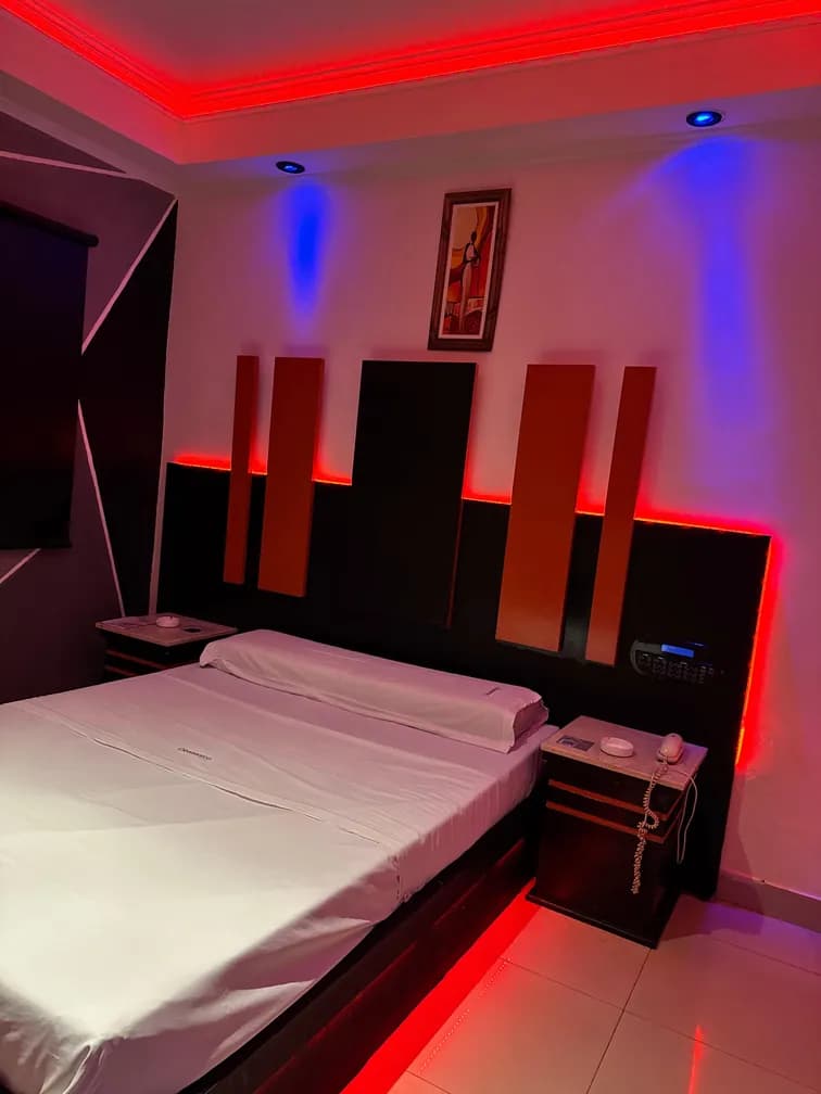 Hotel Obsession - imagen 14
