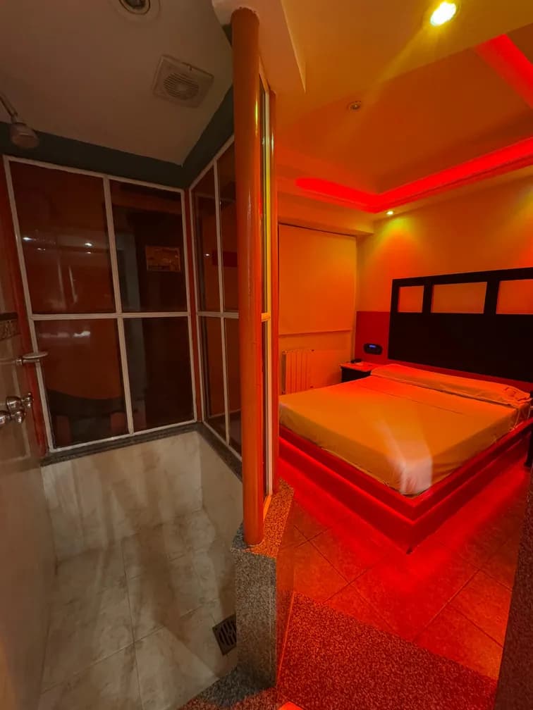 Hotel Obsession